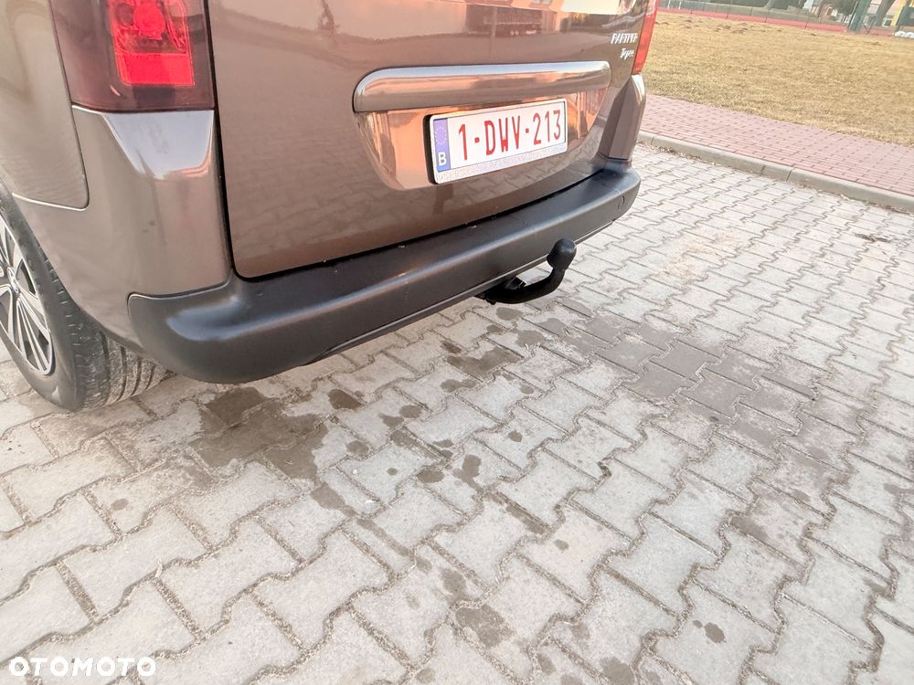 Peugeot Partner 98 VTi Family - 30