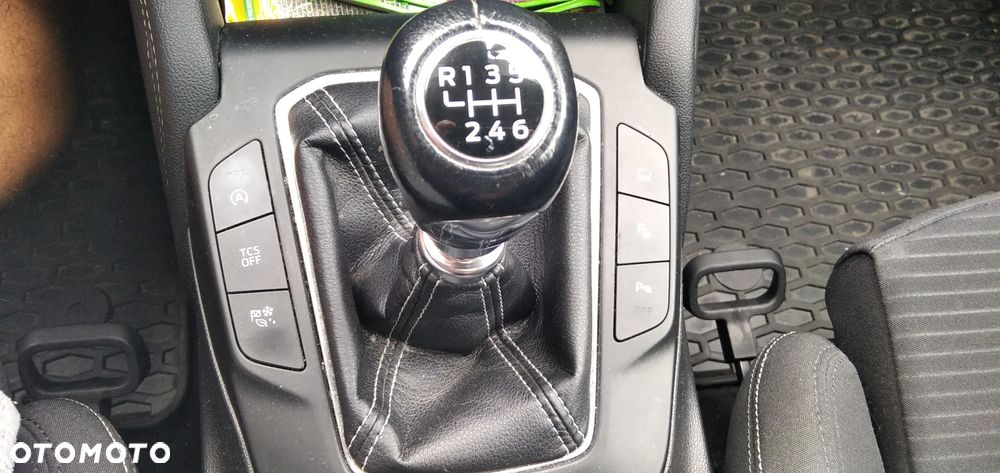 Ford Focus SW 1.5 EcoBlue Titanium Business - 14