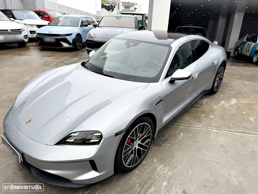 Porsche Taycan 4S - 53