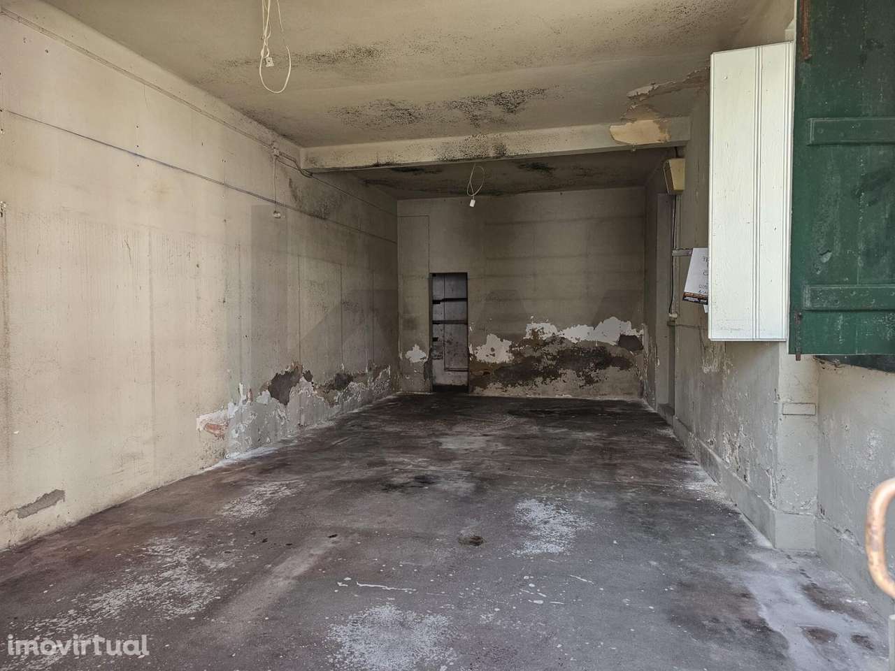 Prédio com Potencial no Centro do Couço – Ideal para Habitação e Co - Grande imagem: 5/60