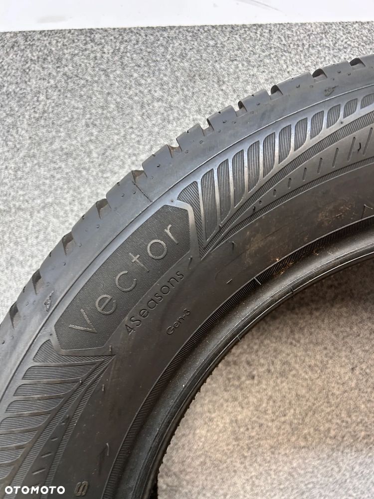 2 opony całoroczne Goodyear 215/60/17 100V Vector 4-Seasons GEN-3 SUV - 7