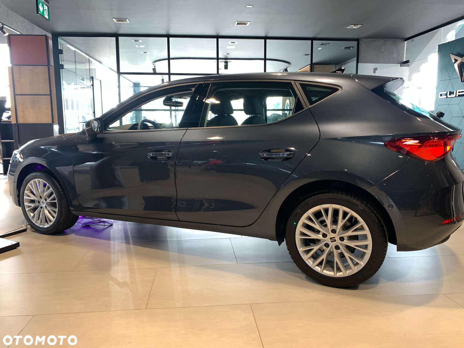Seat Leon 1.5 eTSI Style DSG - 5