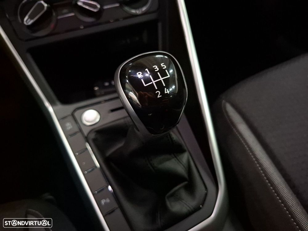 VW Taigo 1.0 TSI Urban - 17