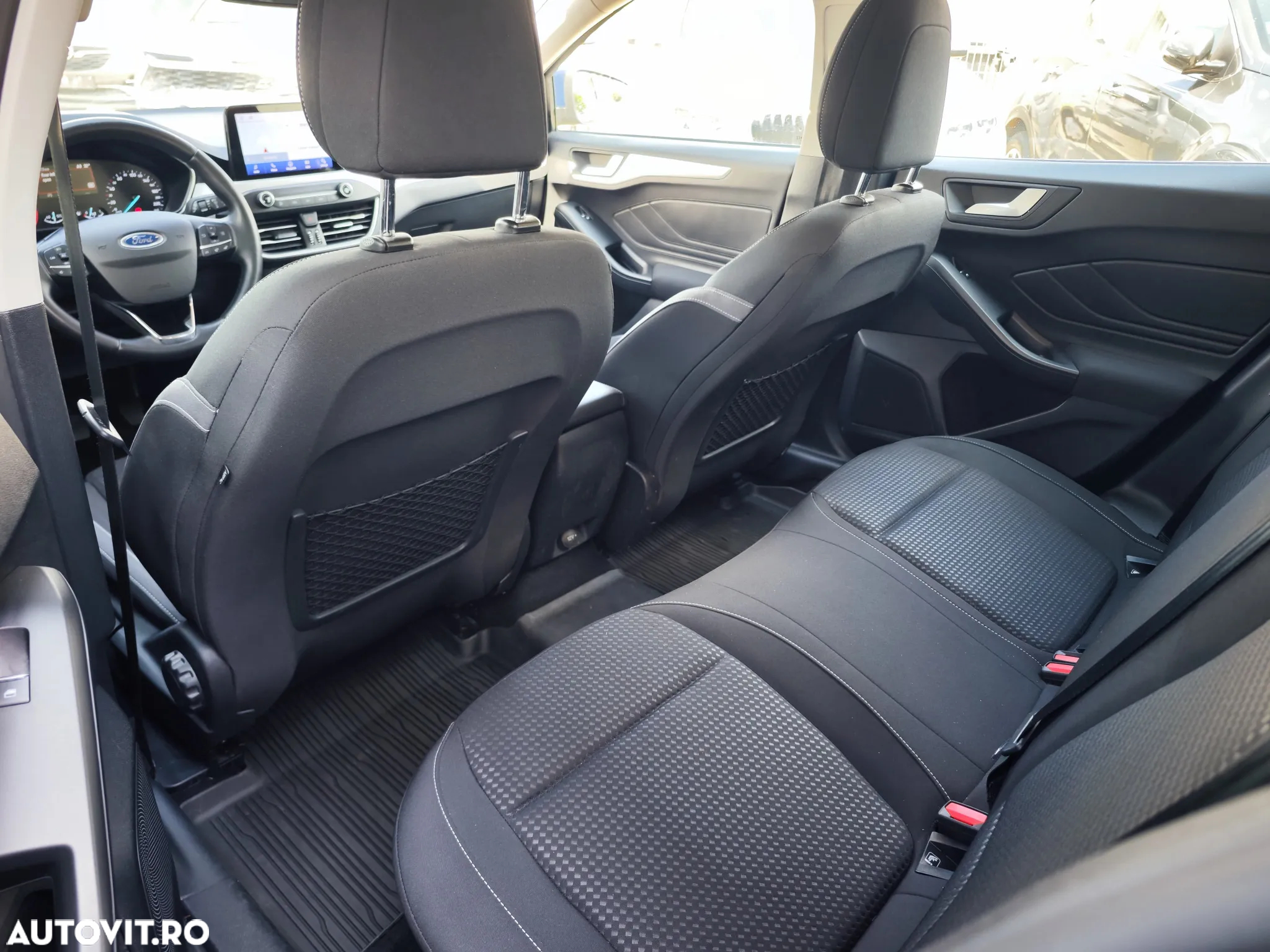 Ford Focus 1.5 EcoBlue Trend Edition - 33