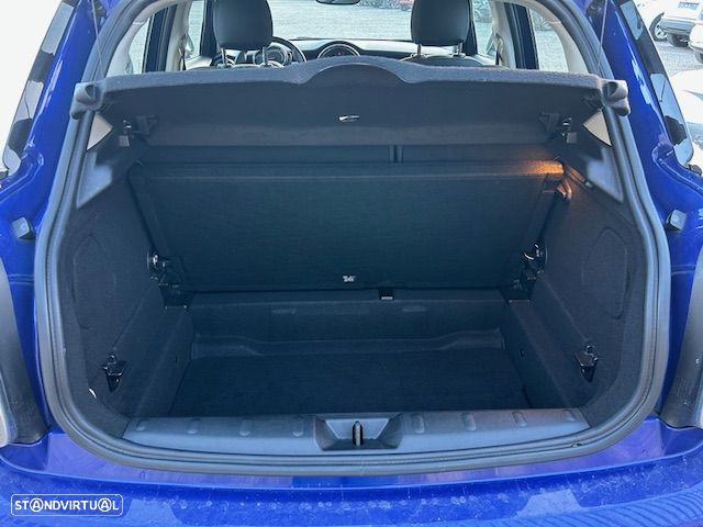 MINI 5 Portas One 60 Years Chili - 32