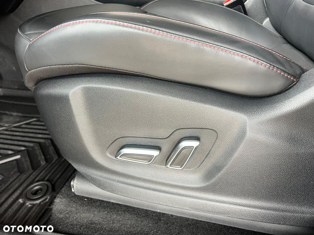 MG HS 1.5 T-GDI Exclusive - 32