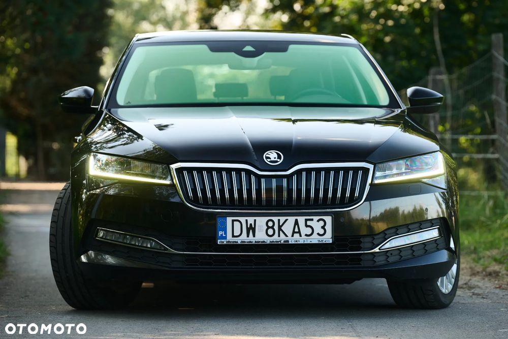 Skoda Superb 2.0 TDI SCR 4x4 Style DSG - 3