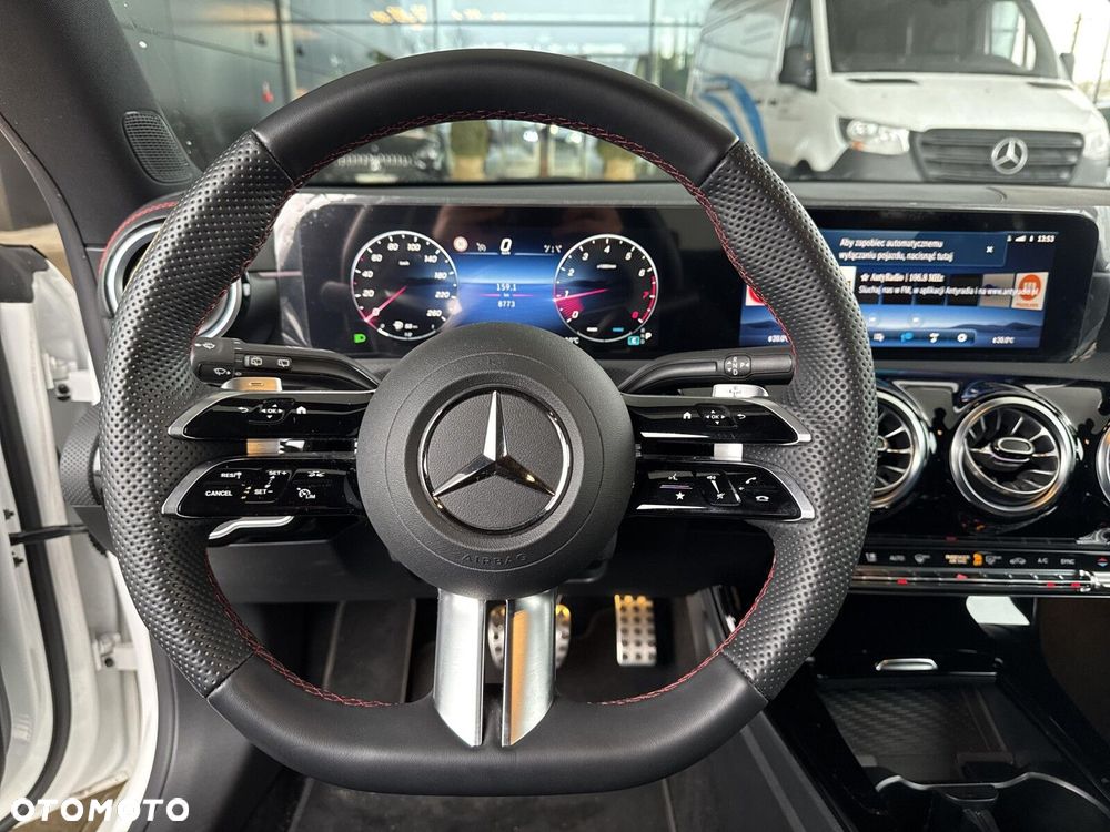 Mercedes-Benz CLA - 22