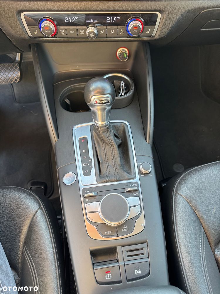 Audi A3 Sportback 2.0 TDI (clean diesel) S tronic Attraction - 9