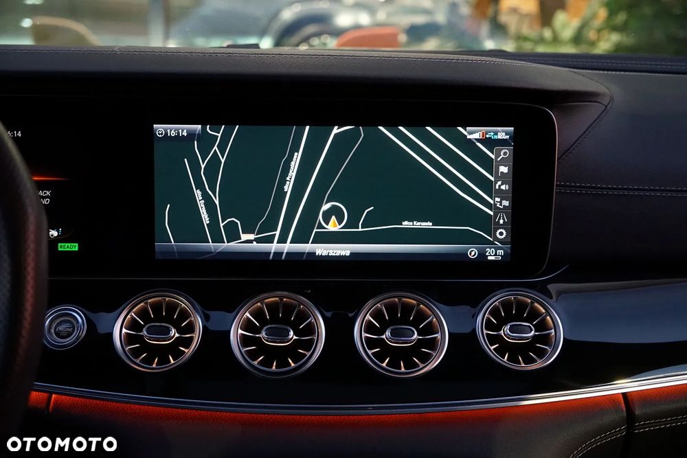 Mercedes-Benz AMG GT 43 4-Matic+ - 32