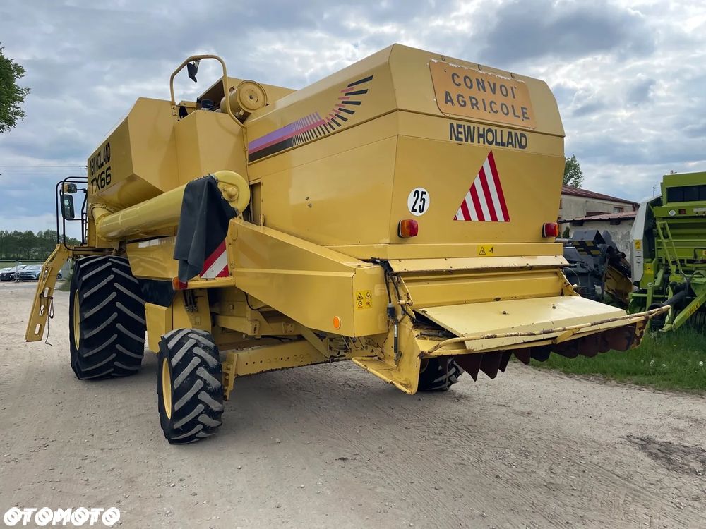 New Holland TX 66 - 3