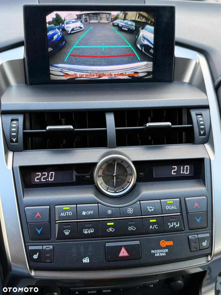 Lexus NX 200t Elite AWD - 18