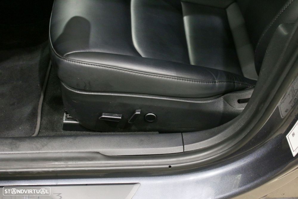 Tesla Model 3 Long Range AWD Dual Motor - 19