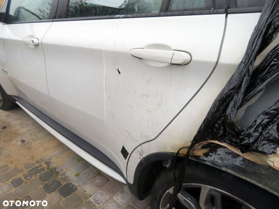 DRZWI TYLNE LEWE X6 I E71 300  BIAŁY BMW 2007-2011 ALPIN WEISS - 4