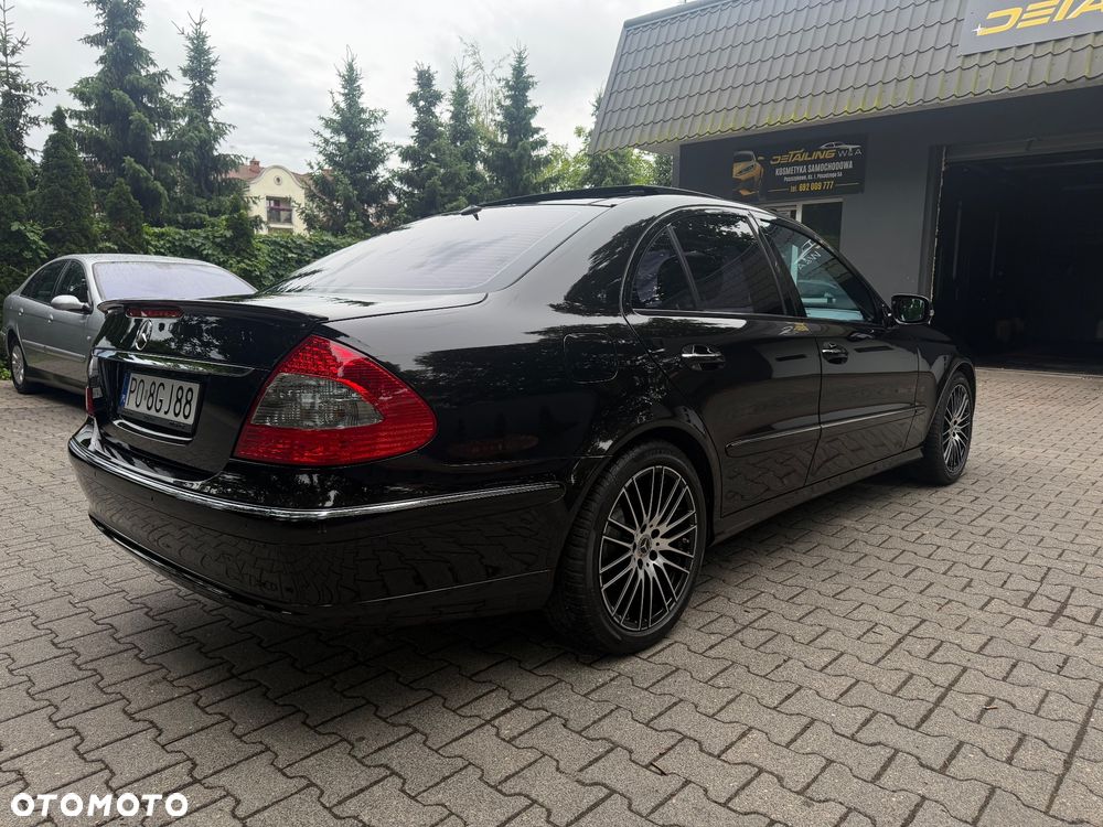 Mercedes-Benz Klasa E 300 BLUETEC Avantgarde - 23