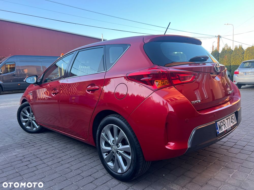 Toyota Auris - 15