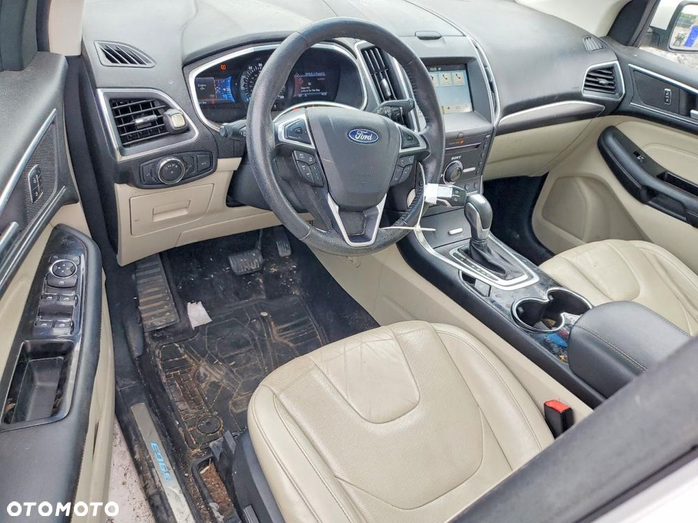 Ford Edge - 6