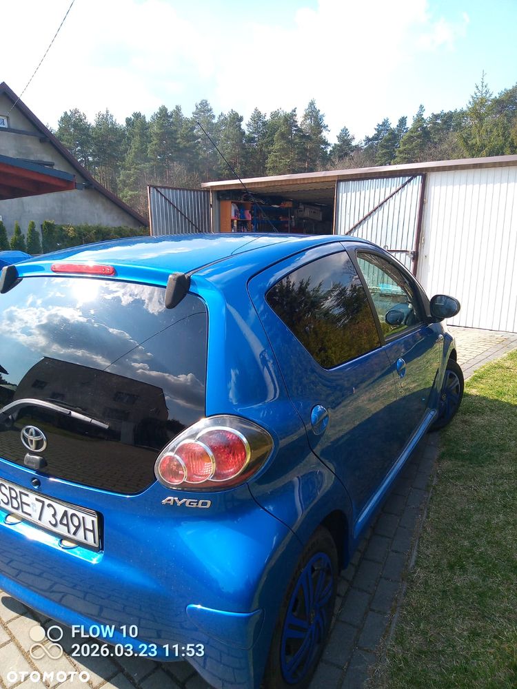 Toyota Aygo Standard - 2