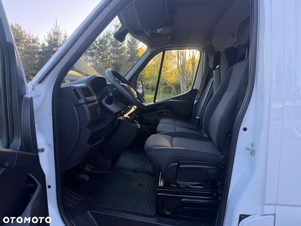 Renault Master / L3H2 / Najbogatsza wersja / 92000 KM / BEZWYPADKOWY / L3 H2 / FV23% - 10