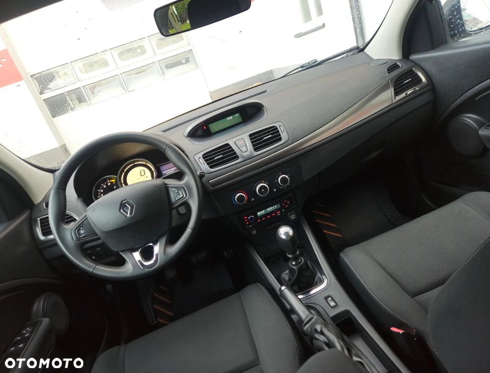 Renault Megane 1.6 16V 110 Authentique - 10