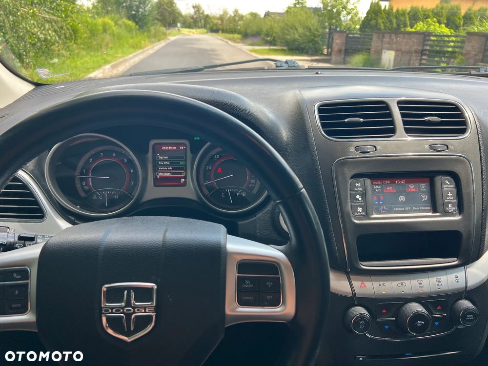 Dodge Journey - 9