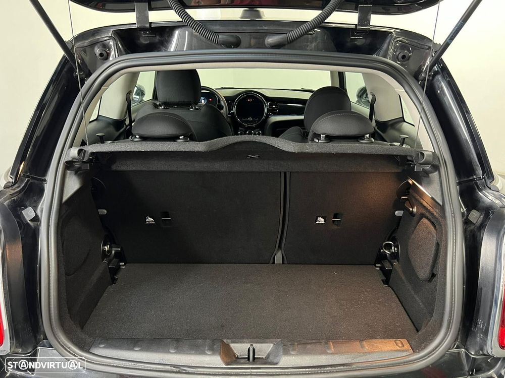 MINI 3 Portas Cooper SE - 23
