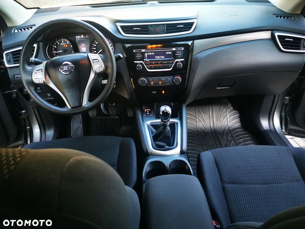 Nissan Qashqai 1.2 DIG-T N-Vision - 23