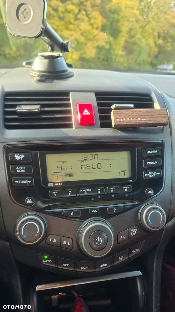 Honda Accord 2.0 Comfort - 17