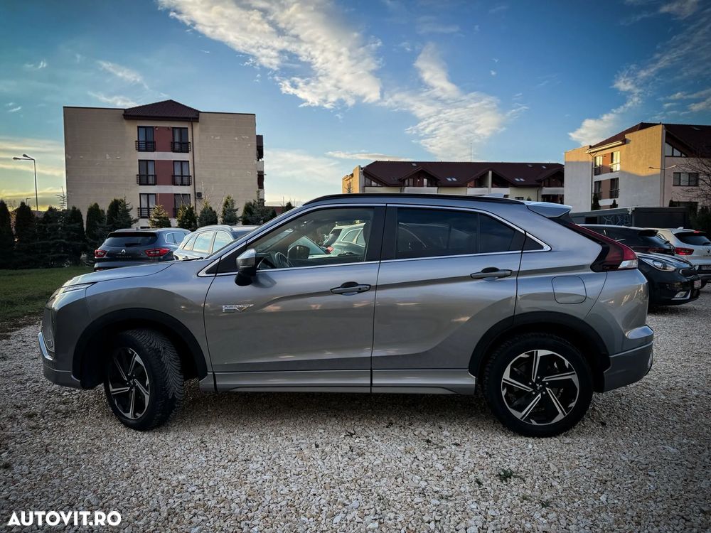 Mitsubishi Eclipse-Cross PHEV Intense+ Black - 5