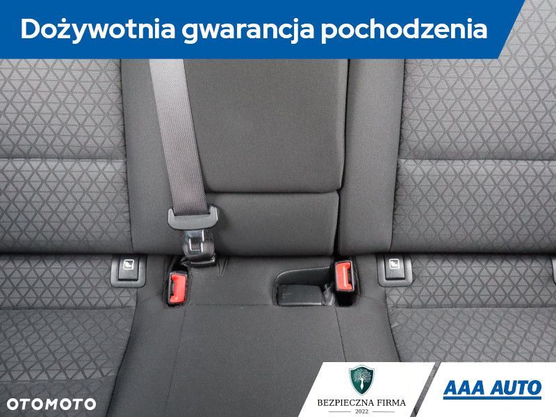 Kia Ceed - 12