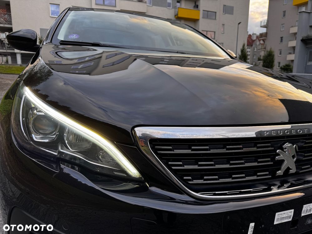 Peugeot 308 130 e-THP Stop & Start Allure - 40