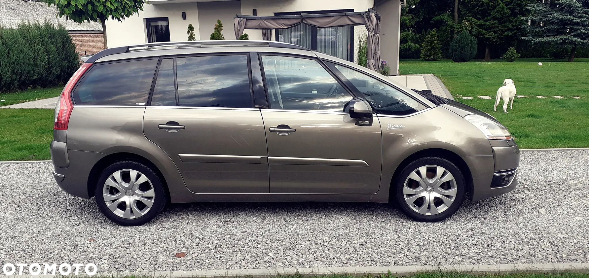 Citroën C4 Grand Picasso 2.0 16V Exclusive - 4