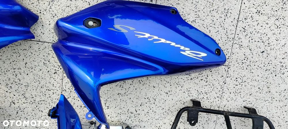 SUZUKI BANDIT 600 1200 Owiewka Czasza Szyba Nosek Wypełnienie Zegarów - 26