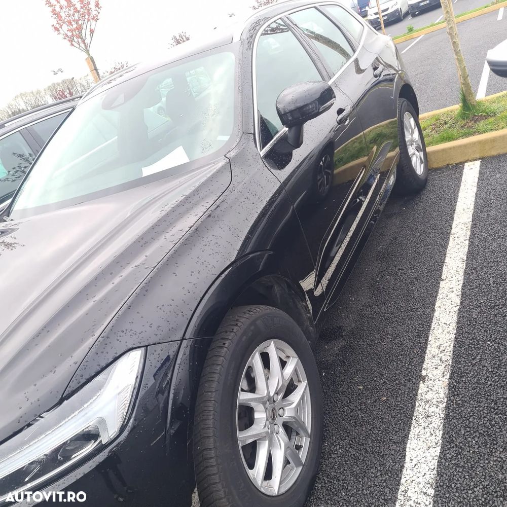 Volvo XC 60 D4 Momentum - 5