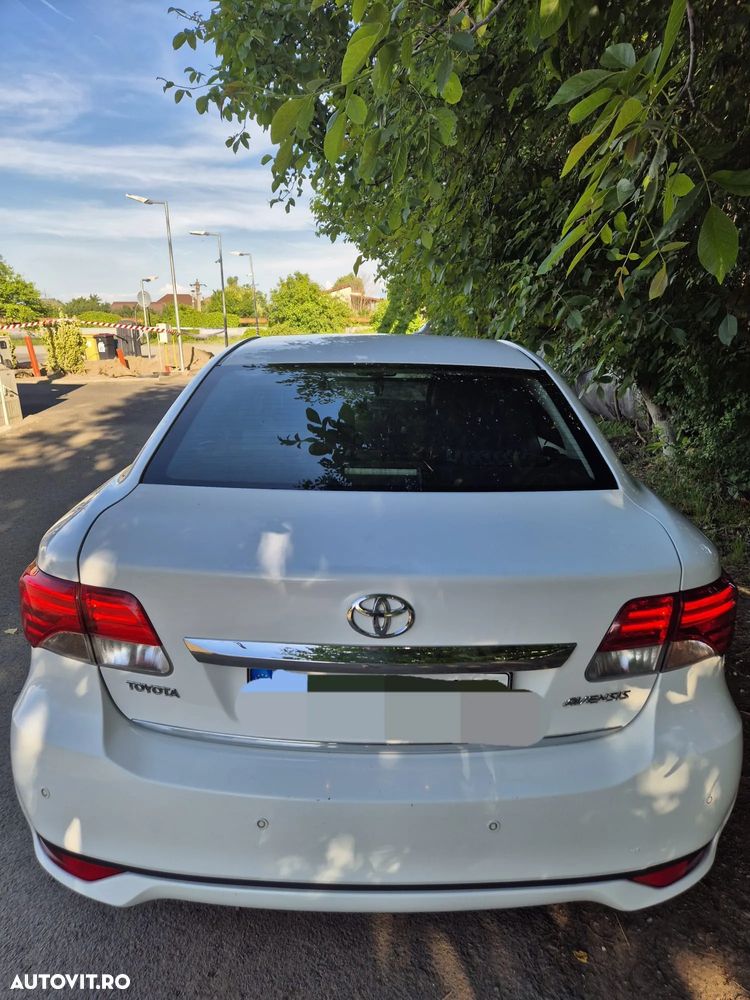 Toyota Avensis 2.2 D-CAT Luxury Aut. (consola argintie) - 2