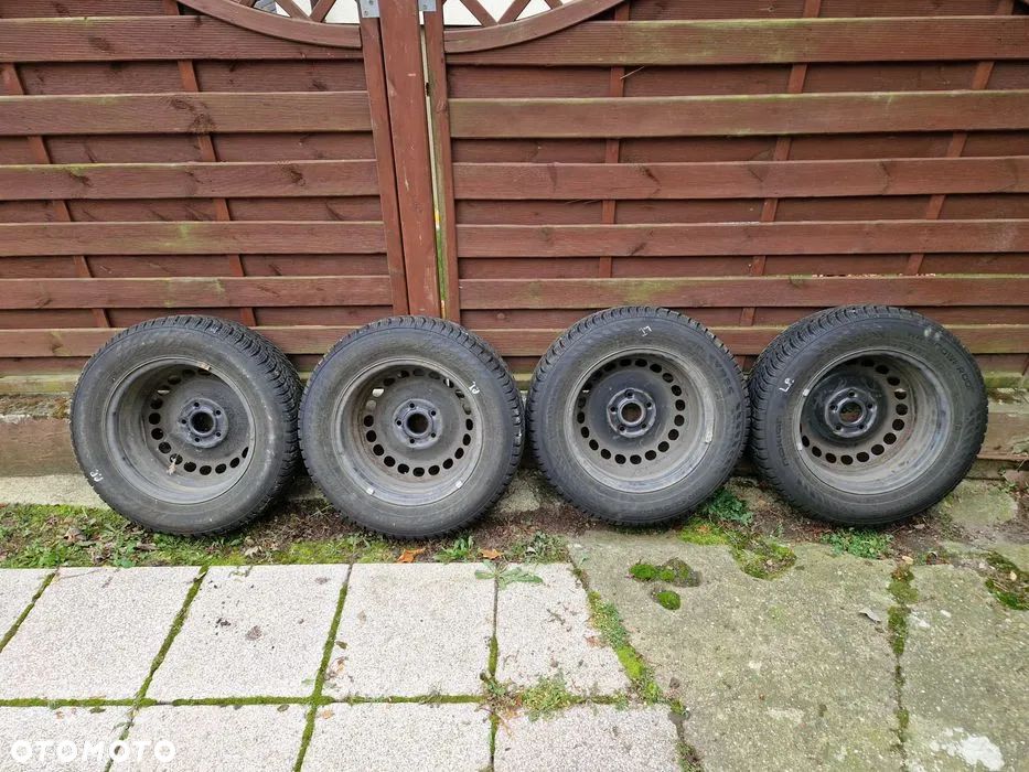 Volkswagen Jetta Felgi Opony Komplet 195/55/R15 - 5