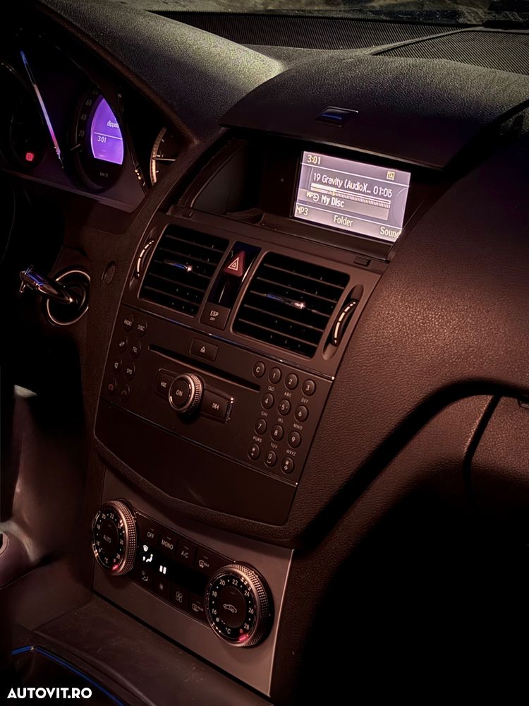 Mercedes-Benz C 200 CDI - 19