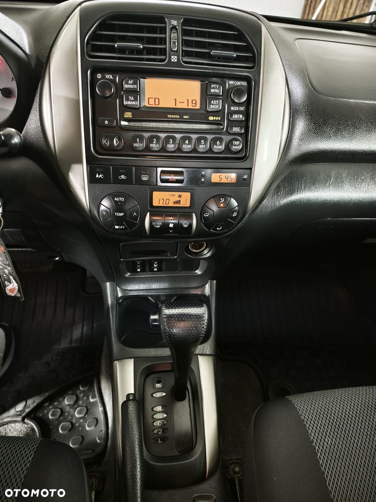 Toyota RAV4 2.0 VVT-i Sol - 15