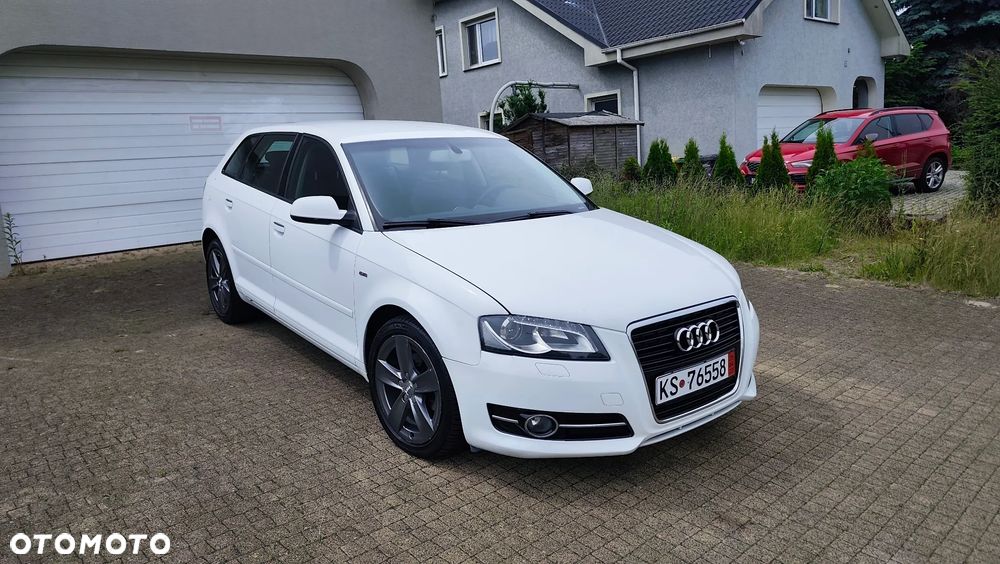 Audi A3 Sportback 2.0 TDI DPF S tronic S line Sportpaket (plus) - 9