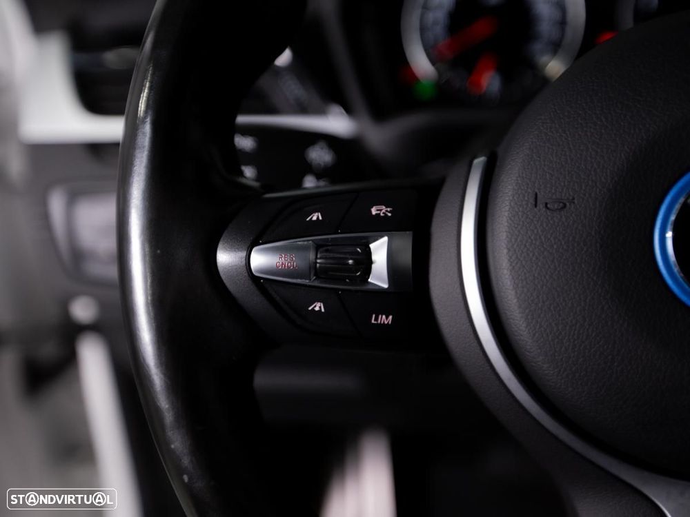 BMW X1 xDrive25e M Sport - 18