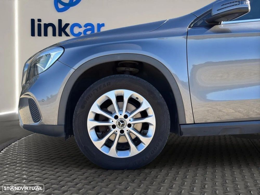 Mercedes-Benz GLA 180 CDi Urban - 24