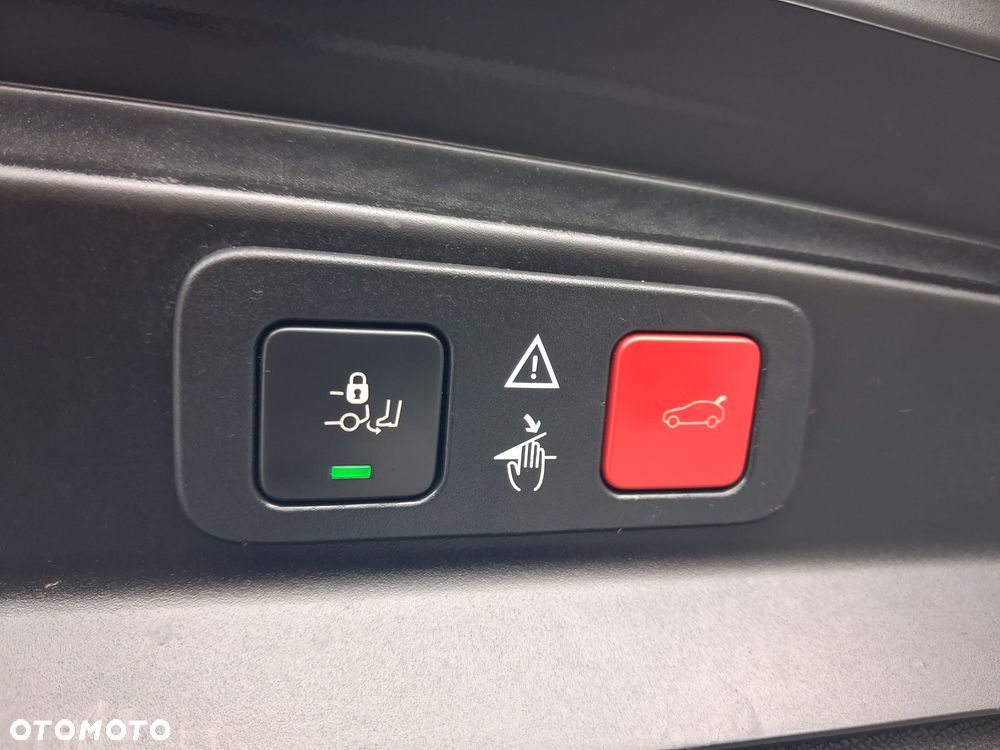 Peugeot 5008 PureTech 130 EAT8 Stop & Start Allure Business-Paket - 29