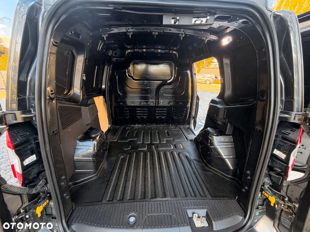 Ford Transit Courier Trend - 20