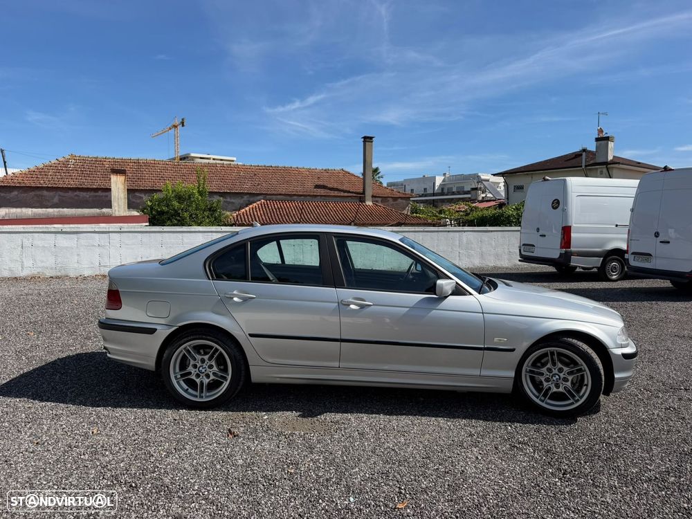 BMW 320 d - 12
