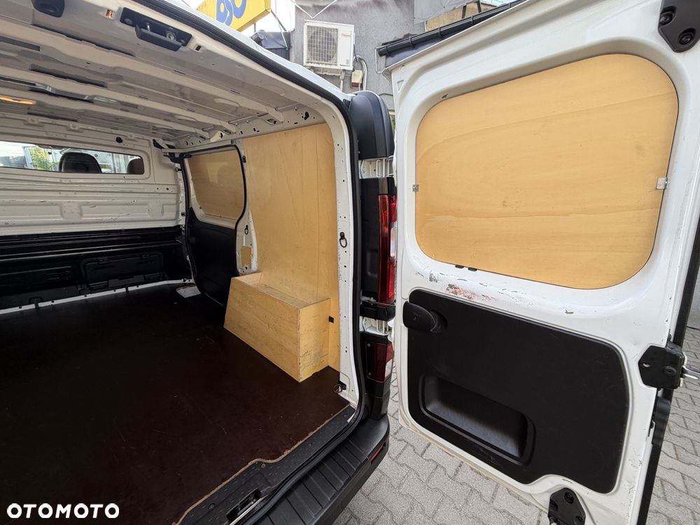 Renault Trafic - 24