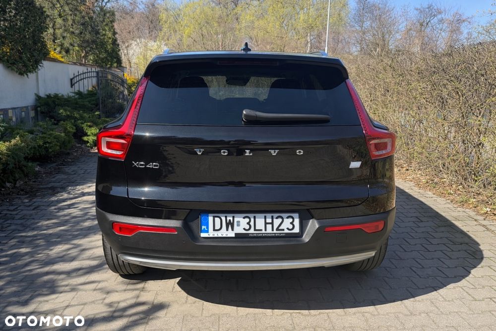 Volvo XC 40 - 4