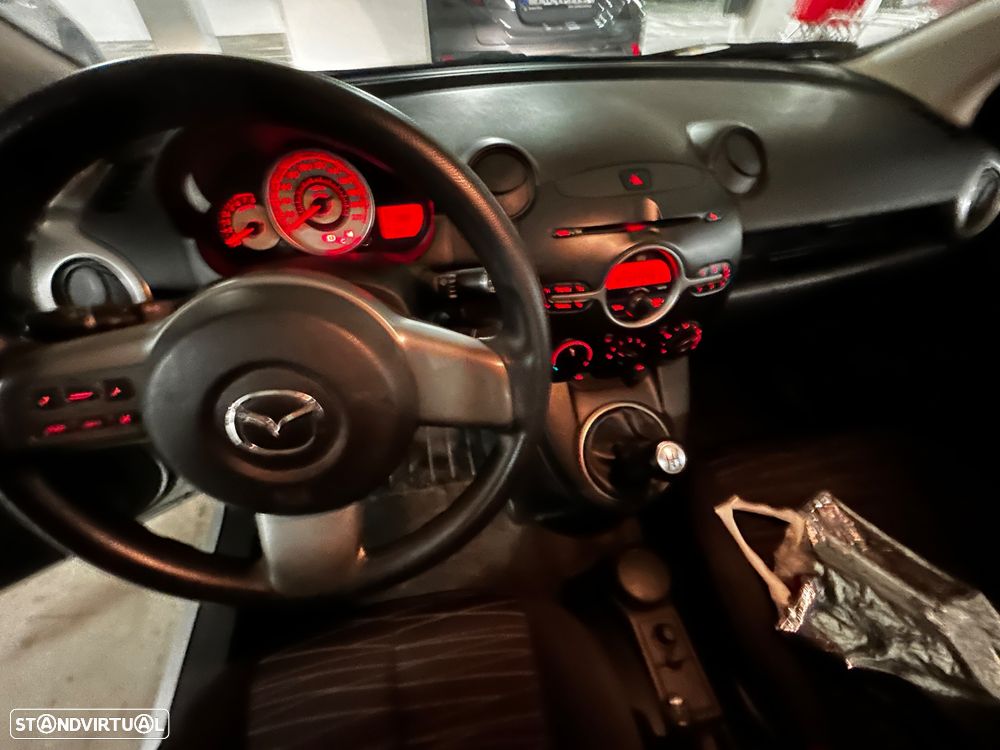 Mazda 2 1.3 MZR Core - 25