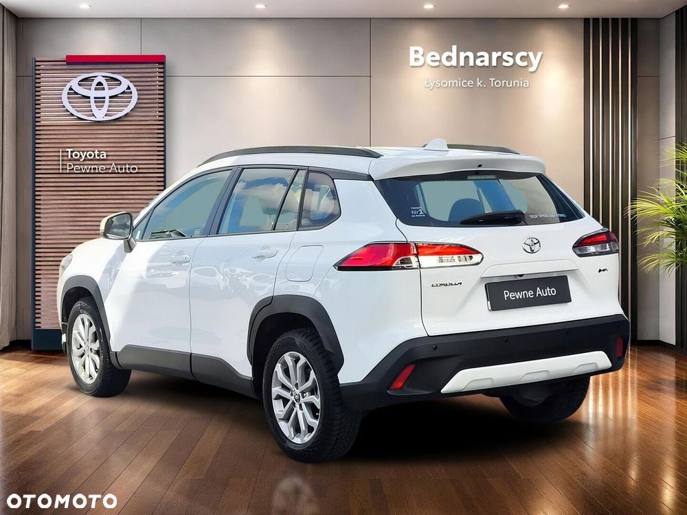 Toyota Corolla Cross - 3