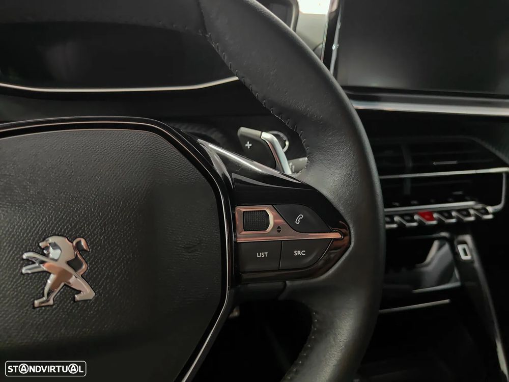 Peugeot 208 1.2 PureTech Allure Pack EAT8 - 52