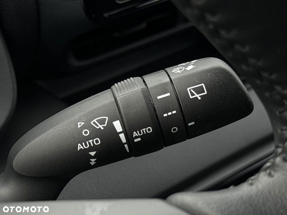 Toyota Yaris Hybrid 1.5 Style - 20